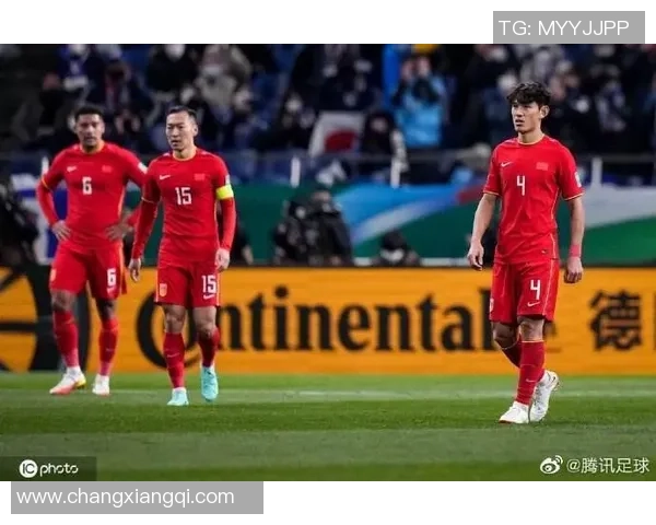 杭州足球队整体压制战术解析与实战应用的深度探讨